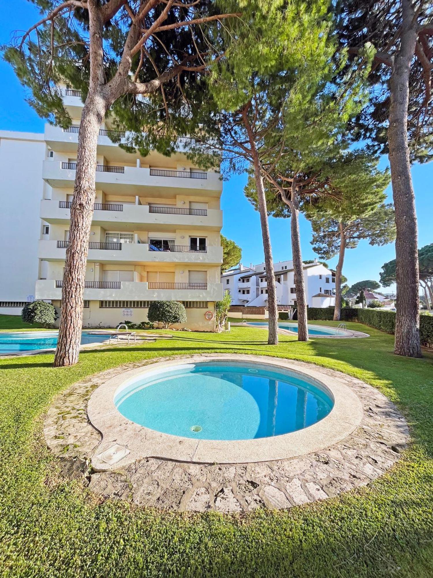 Apartamento En La Escala Con Piscina Y Parking L' Escala Extérieur photo