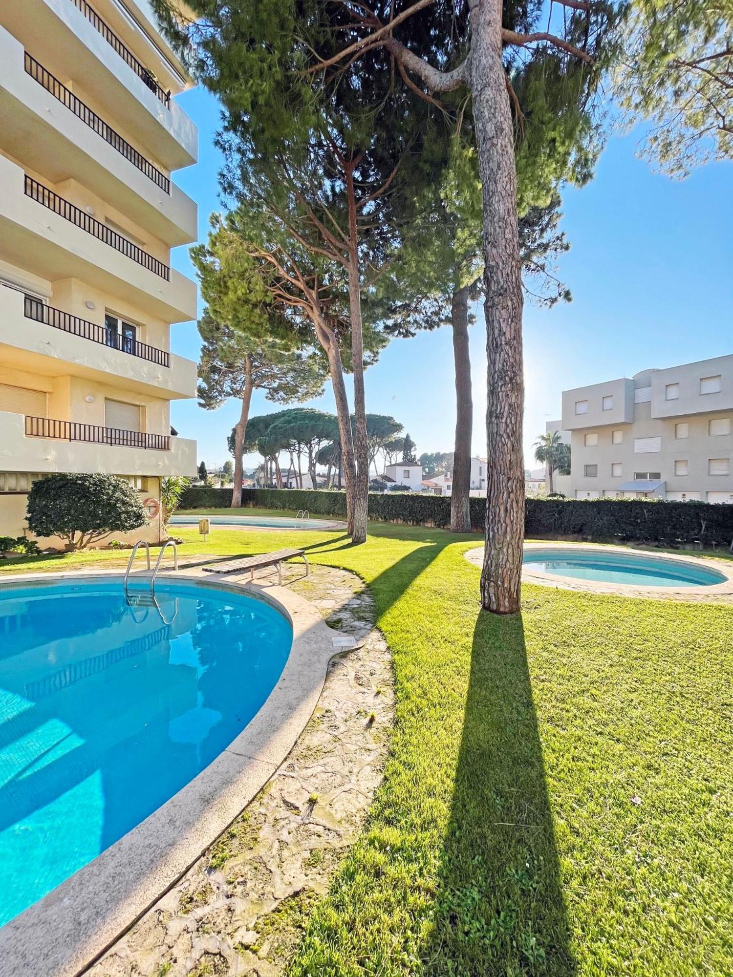 Apartamento En La Escala Con Piscina Y Parking L' Escala Extérieur photo